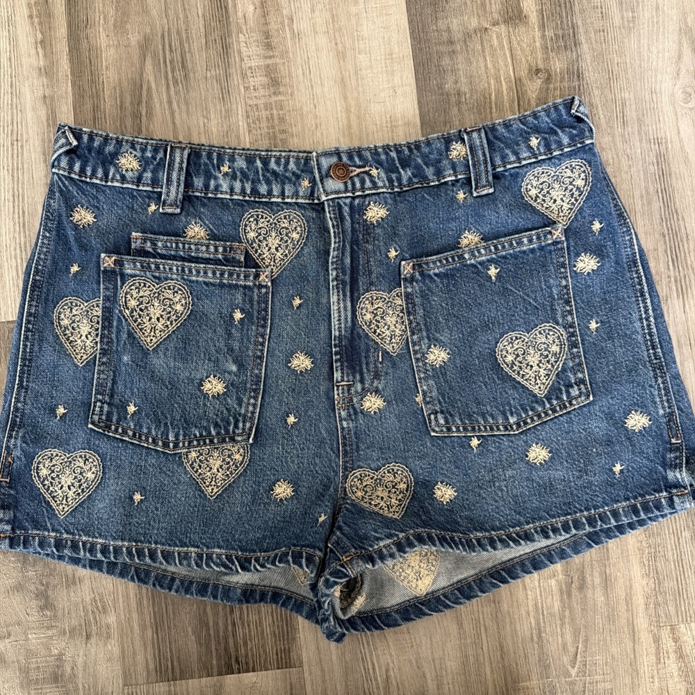 Free People We The Free High Rise Sailor Denim Shorts Embroidered Hearts Size 32